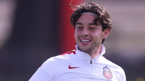 Chivas poco a poco está mostrando la nueva línea de Nike.