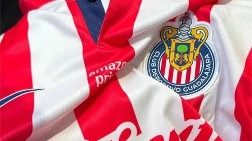 Revelaron el nuevo jersey de las Chivas.