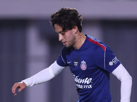 La preocupación en Chivas con Jordan Carrillo que volvió tras su expulsión