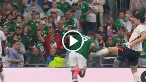 Dura patada contra Romo.