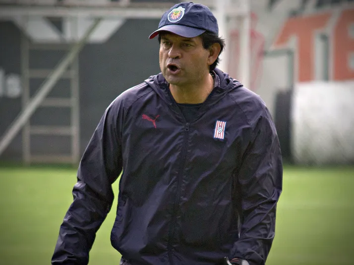 La decisión de Cardozo sobre su futuro por club ligado al narco
