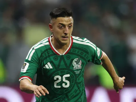 Roberto Alvarado recibe enorme reconocimiento del Mundial