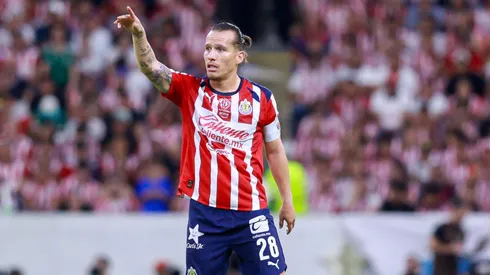 Fernando González sería suplente en Chivas.