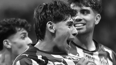 Sandoval será baja en Chivas.
