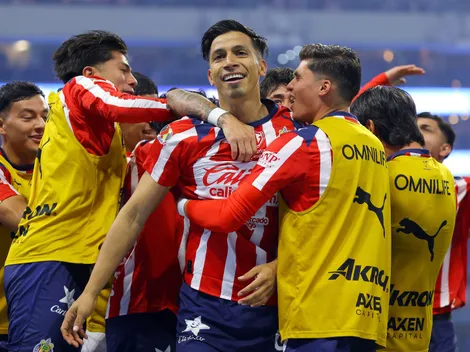 Chivas presume el gran ambiente en el vestidor