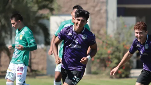 Chivas ficho a un prometedor mediocampista.