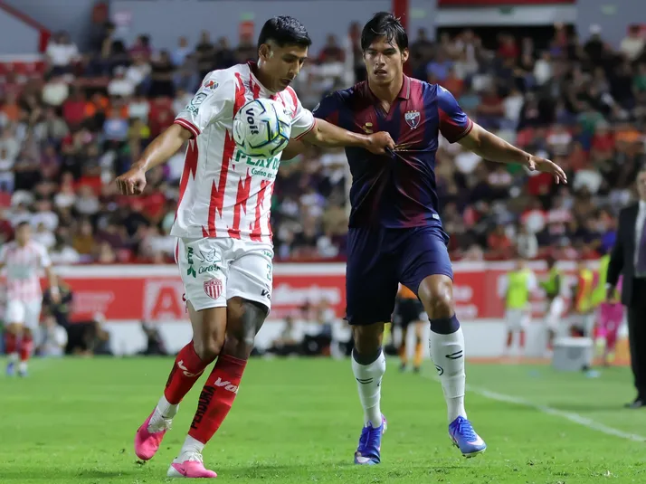 Ex-Chivas: Raúl Martínez se consolida en Necaxa
