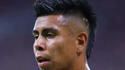 Efraín Álvarez regresa a una convocatoria de Chivas.