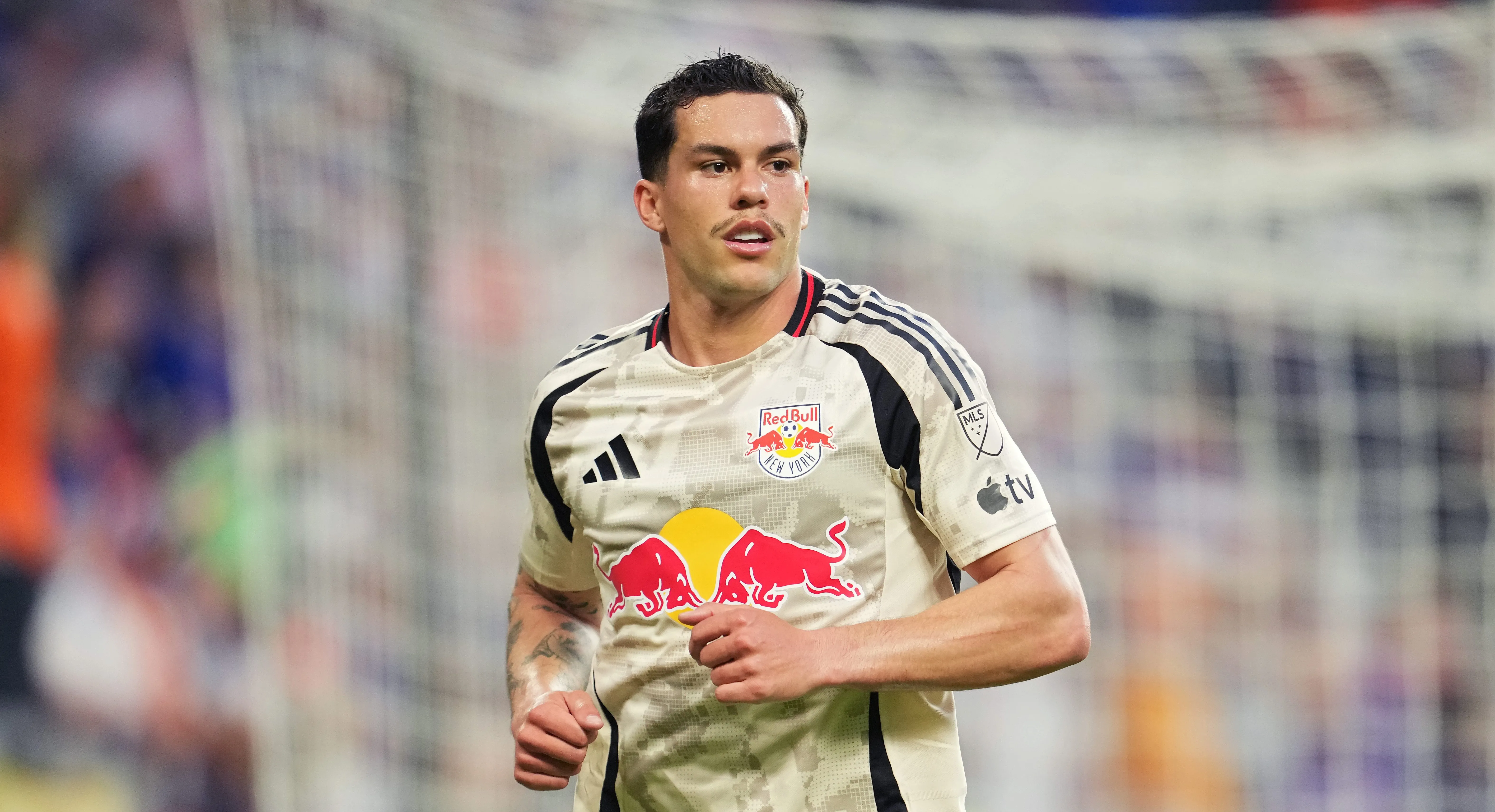 Cade Cowell con los New York red Bulls.