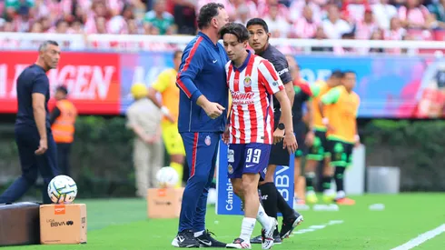 Jordan Carrillo tuvo su primera titularidad con Chivas.