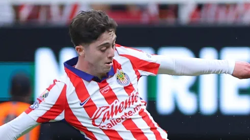 Brian Gutiérrez podría salir de Chivas.