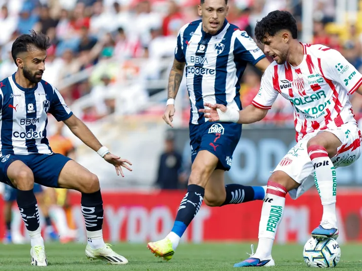 Francisco Méndez fue figura ante Monterrey