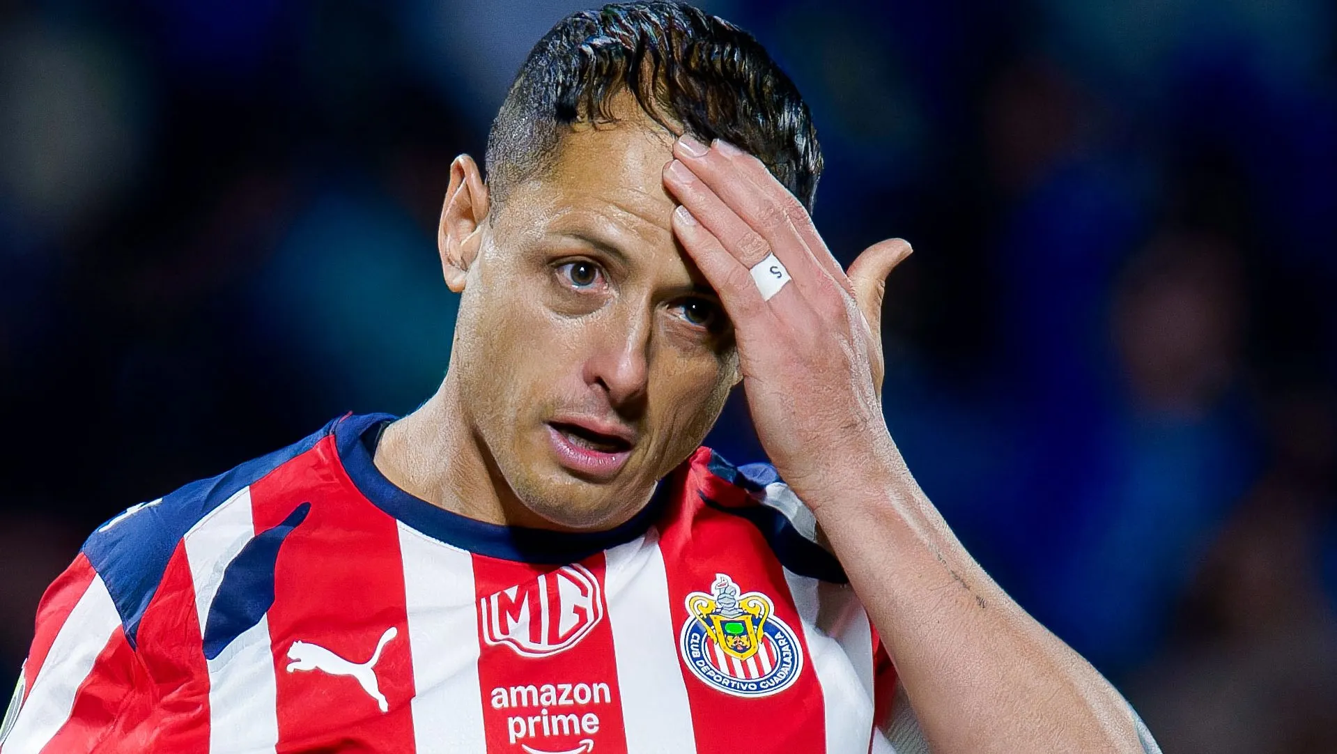 Chicharito Hernández atacó de nuevo a Chivas.