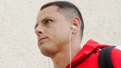 Javier Hernández molesto con Chivas.