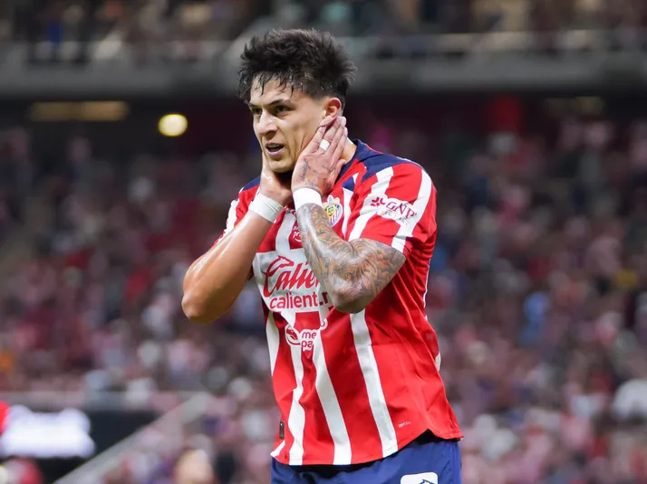 De rumor a oficial: Chivas confirma la salida de Sergio Aguayo y su plan