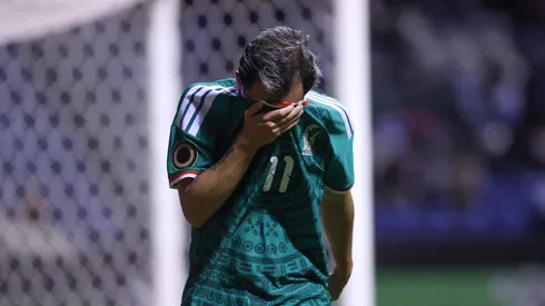 Hugo Camberos salió con molestias del México vs Panamá.
