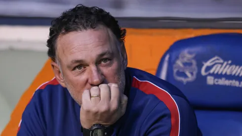 Gabriel Milito volvió a defender el rendimiento de Chivas.