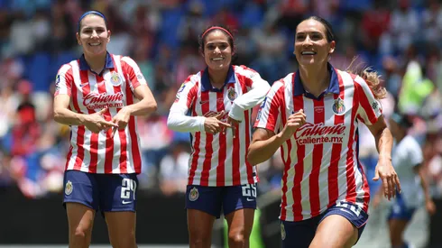 Chivas Femenil goleó a Puebla.