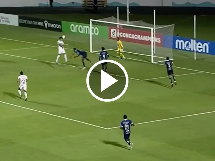 Tepa González reapareció con un golazo en el extranjero