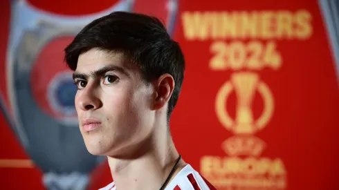 Chivas se despide y el Olympiacos da la bienvenida a Armando González