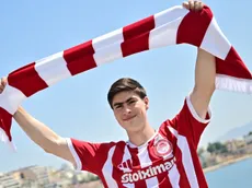 “No estoy satisfecho”: Hormiga tras su debut con Olympiacos