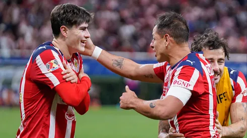 Armando González recibió mensaje de Chicharito Hernández.