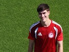 Olympiacos sorprende con el fuerte entrenamiento de Armando González
