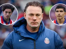 Gabriel Milito habló del mal nivel de Carrillo y Castañeda en Chivas