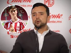 ¿Chivas buscaría refuerzo tras salida de la Hormiga?
