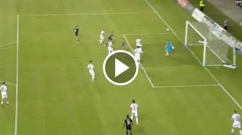 ¡Se estrena en Grecia! Armando González anota su primer gol con el Olympiacos