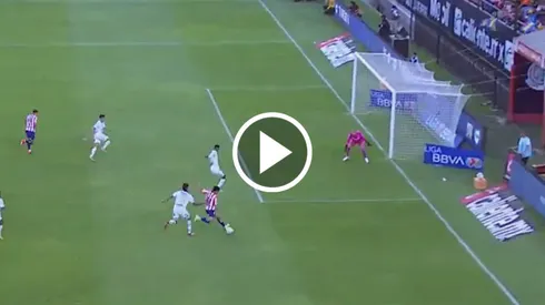 Richy Ledezma cerró la cuenta para Chivas contra San Luis