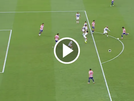 El golazo al ángulo de Santi Sandoval contra Pumas