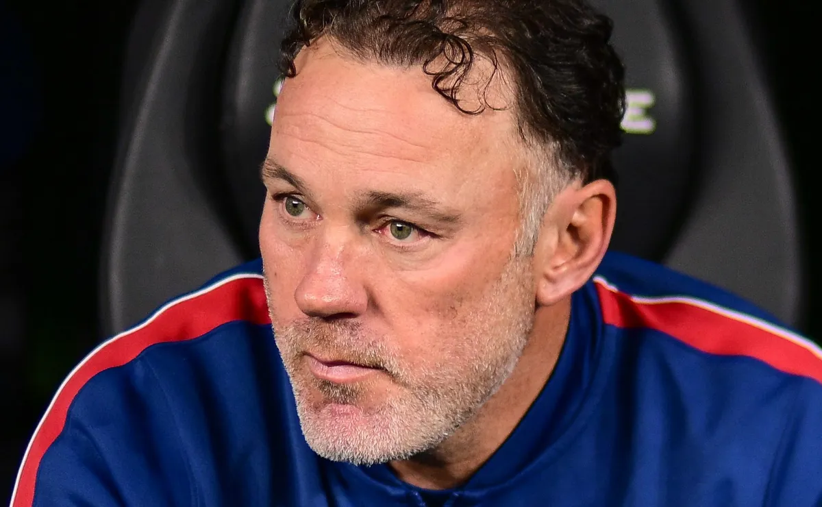 Gabriel Milito, DT de Chivas, admitió lo que toda la afición piensa tras el empate ante América