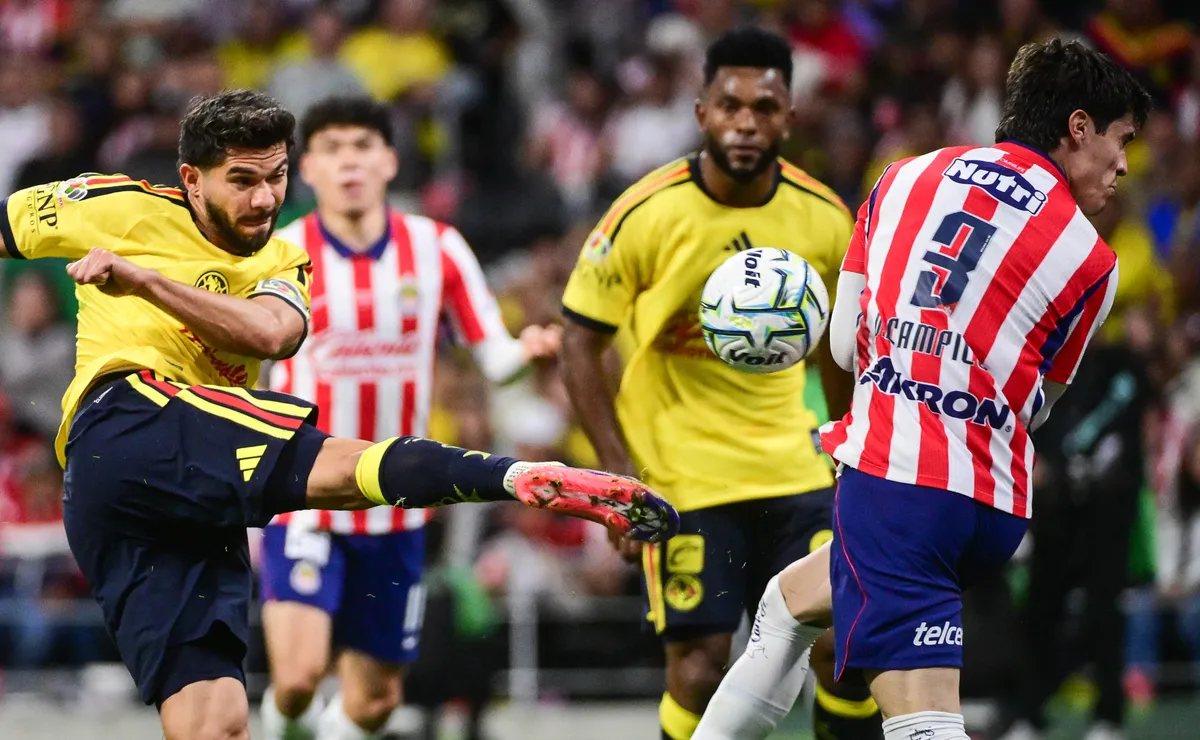 La afición de Chivas eligió al culpable del empate vs. América: “Muchísima responsabilidad”