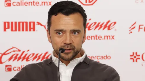 Javier Mier respaldó el trabajo de Gabriel Milito.