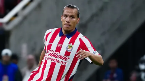 Oso González habló de los refuerzos de Chivas.