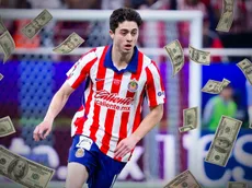 Los 3 jugadores que se están devaluando en Chivas según Transfermarkt