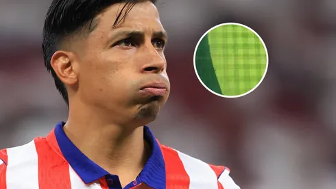El deplorable estado del campo de juego del Estadio Jalisco.