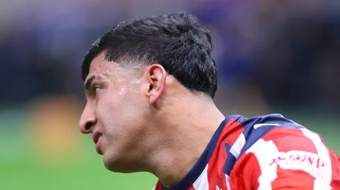 Bryan González es baja en Chivas.