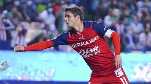 Isaác Brizuela quiere un último partido con Chivas.