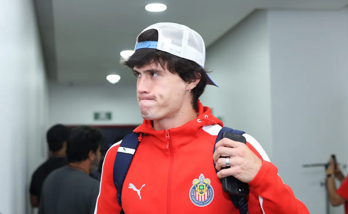 Noticias de Chivas hoy 13 de octubre: Diego Campillo, Jordan Carrillo, Jesús Chiquete, Apertura 2026 y Hugo Camberos