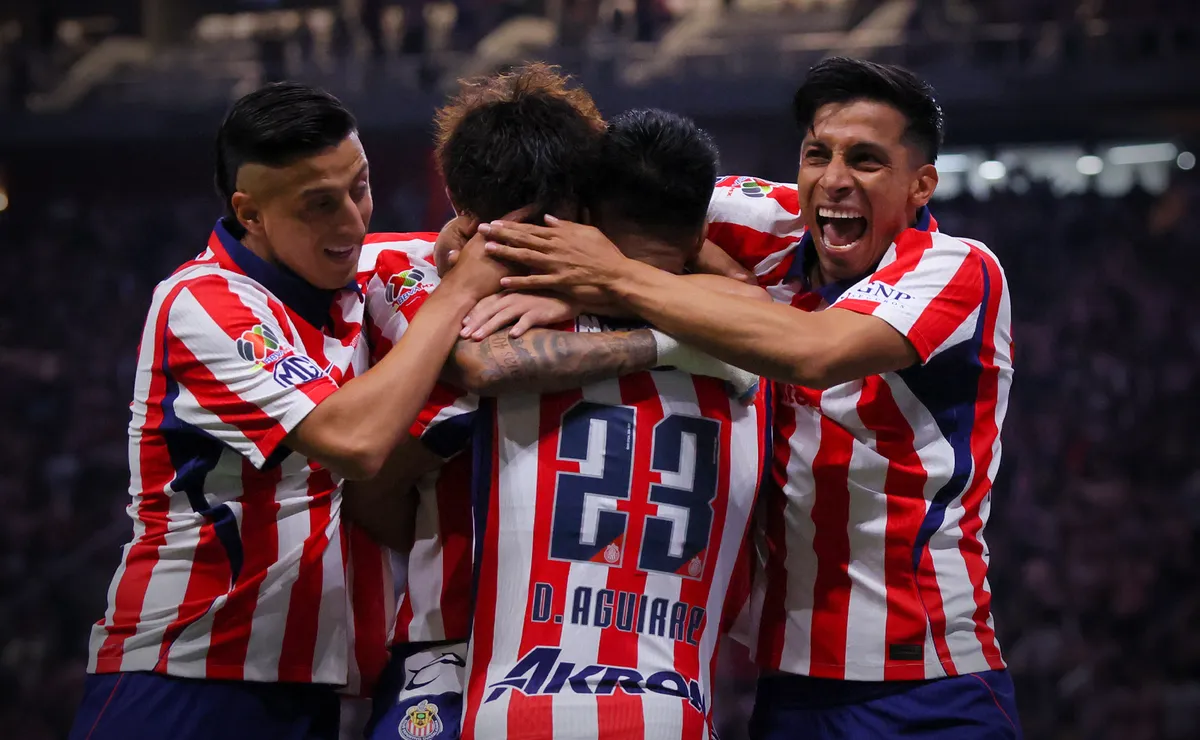 Santiago Sandoval tendría la proyección más alta de transferencia de todo Chivas y América