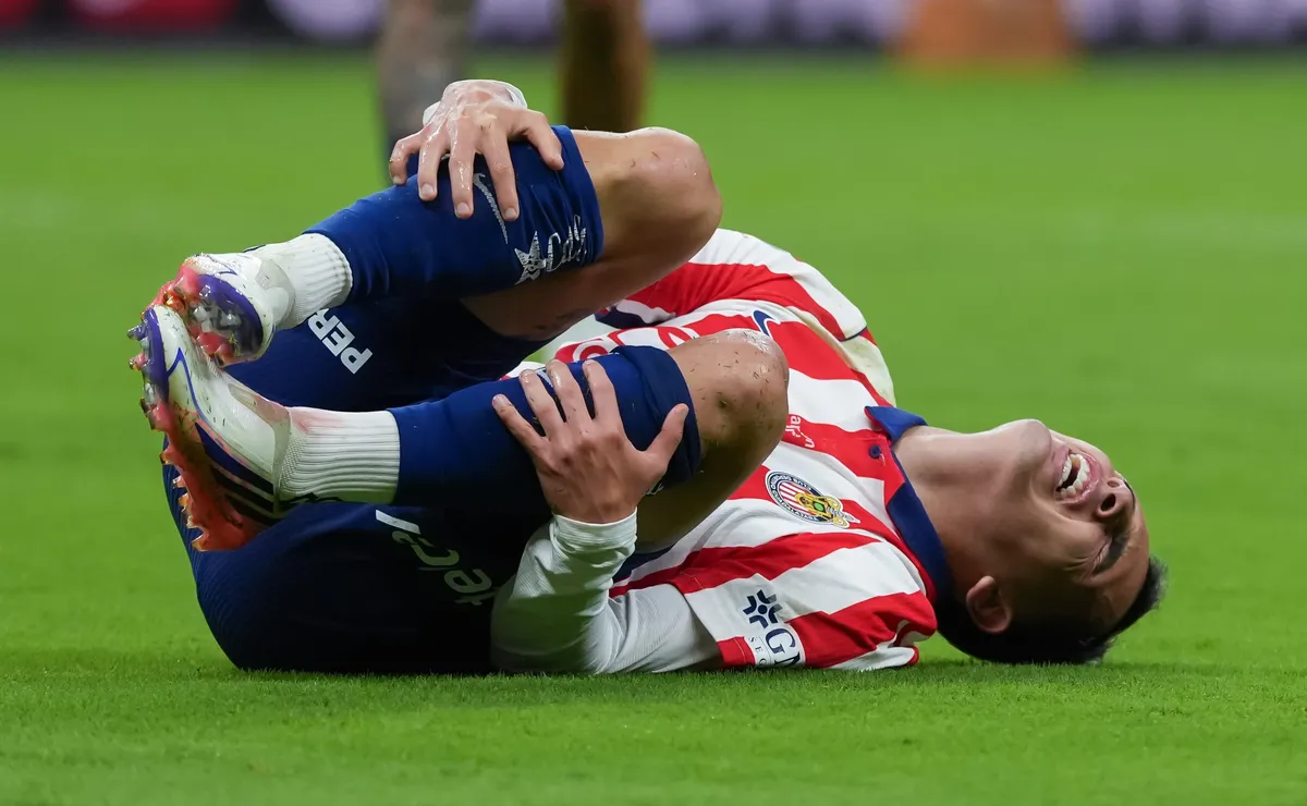 Noticias de Chivas HOY 14 de octubre: Lesionados, Brian Gutiérrez, Jordan Carrillo, Hugo Camberos y Cade Cowell