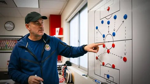 Alineaciones de Chivas y Tigres