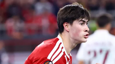 Armando González no ha tenido mucha actividad en Olympiacos.