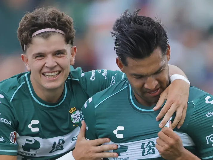 El joven delantero que la está rompiendo y Chivas ya tiene en la mira