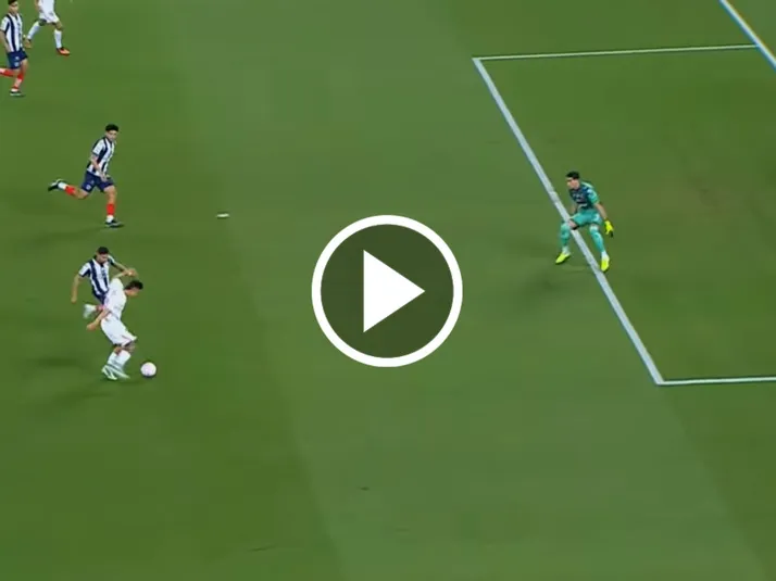 El golazo del Piojo Alvarado al Monterrey de Matías Almeyda