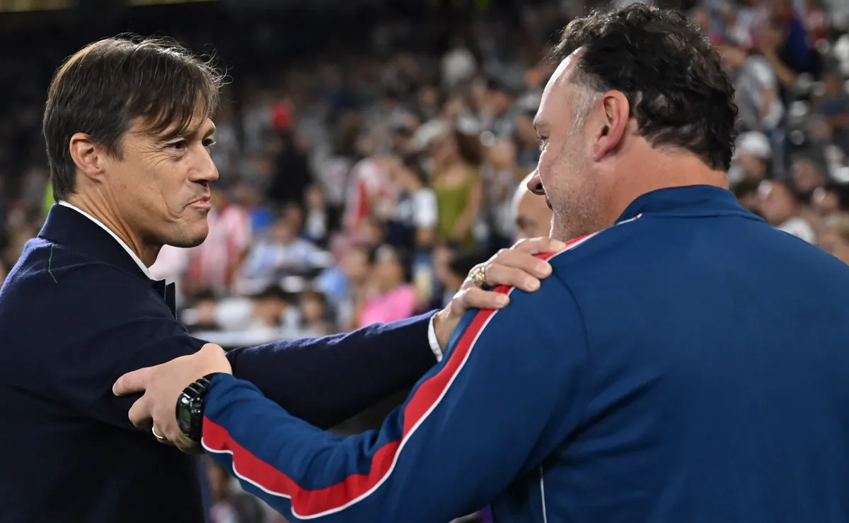 No se vio en TV: El cariñoso saludo de Gabriel Milito con Matías Almeyda
