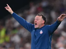 Exhiben todas las fallas de Chivas ante Monterrey que preocupan a Milito