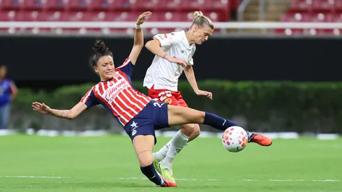 Chivas Femenil visita al Toluca.